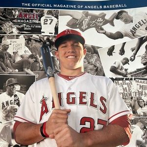 2013 Mike Trout Magazine